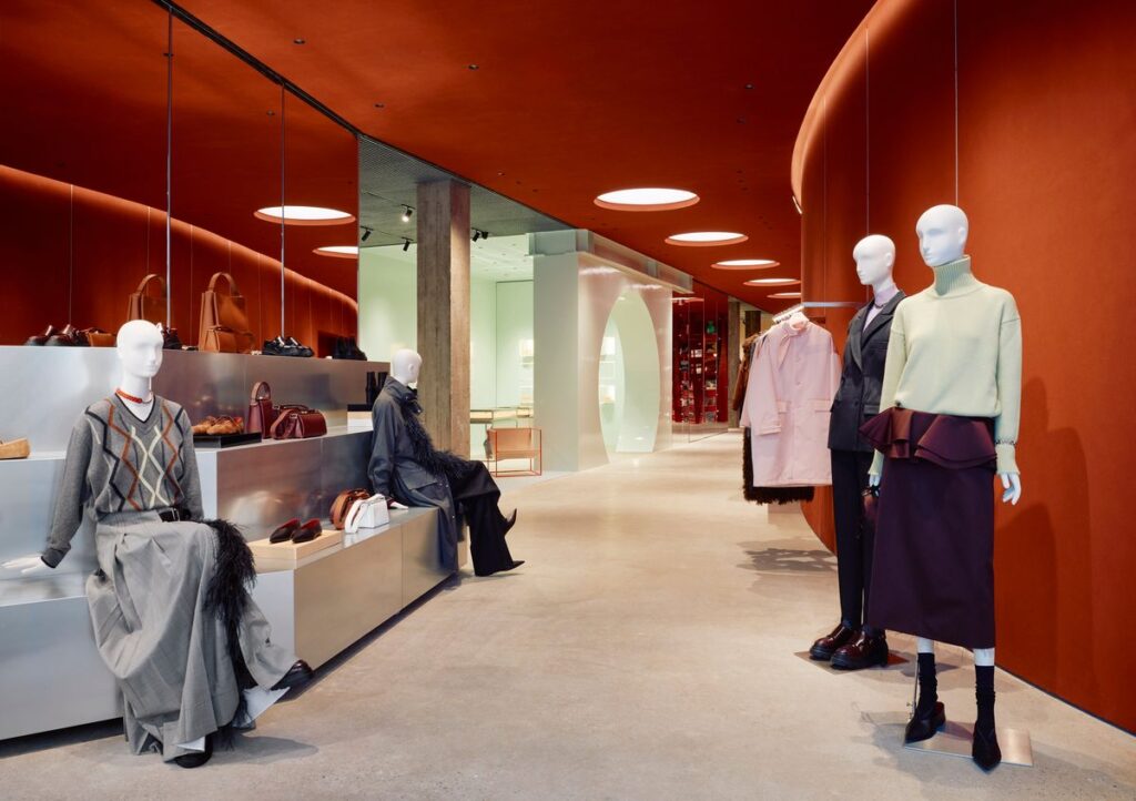 Kleurrijk en uniek space design in Milaan.